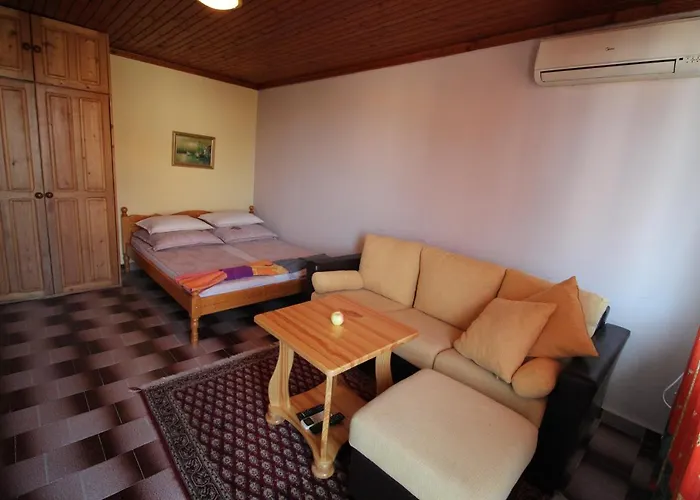 Pensjonat Izgrev Sarafovo Burgas