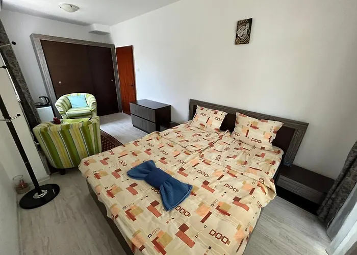 Izgrev Sarafovo * Burgaz